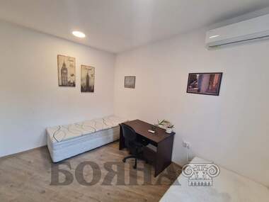 Închiriere - Apartament în Center,  Ruse