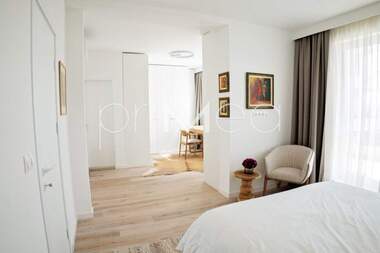Închiriere - Apartament în Slaveîkov,  Burgas