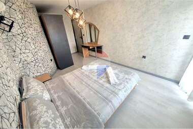 Vânzare - Apartament în Center,  Varna