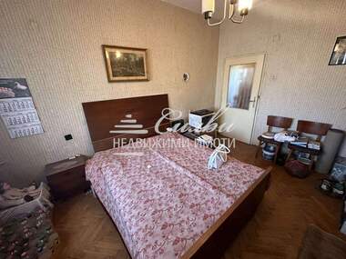 For sale - Apartment in Dobrudjanski,  Shumen