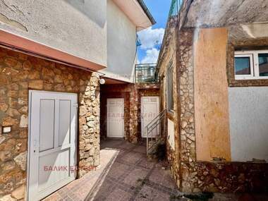 For sale - House in Avtogara,  Dobrich