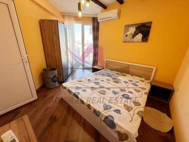 Miete - Wohnung in Kolhozen pazar,  Warna