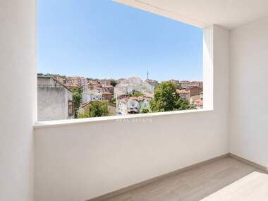 For sale - Apartment in Uchilishtni,  Haskovo