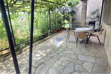 Închiriere - Apartament în Asparuhovo,  Varna