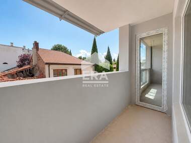 Verkauf - Wohnung in Kolhozen pazar,  Warna
