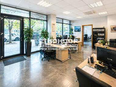 For sale - Store in Mladejki halm,  Plovdiv