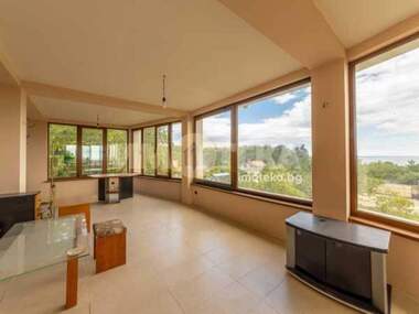 For sale - House in Golden Sands,  Varna