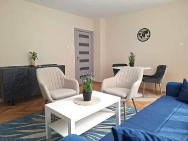Miete - Wohnung in Zentar,  Razgrad