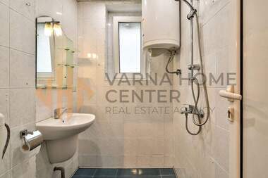 Vânzare - Apartament în Center,  Varna
