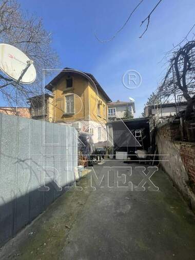 For sale - Floor of a house in Center,  Plovdiv