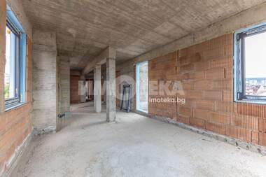 For sale - Apartment in Cveten kvartal,  Varna