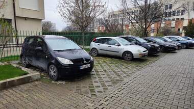 Miete - Parkplatz in Drujba-1,  Sovia