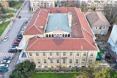 Kira - Bina olarak Center,  Ruse