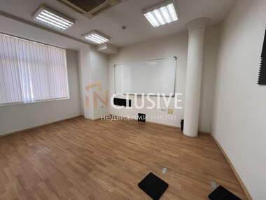 Miete - Büro in Operata,  Warna