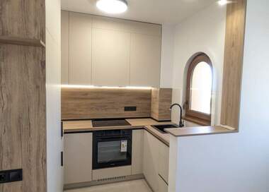 Продажба - Апартамент в Кошарица,  Бургас