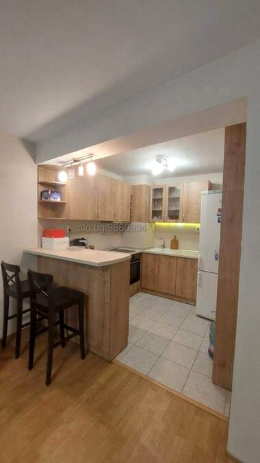 For rent - Apartment in Mladejki halm,  Plovdiv