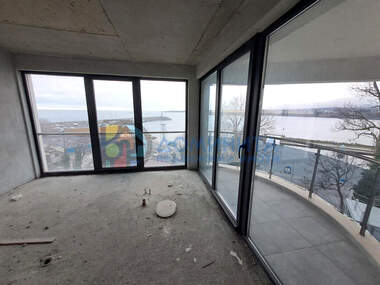 Vânzare - Apartament în Țarevo,  Burgas