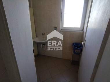 Închiriere - Spațiu industrial în Promișlena zona-Sever,  Haskovo