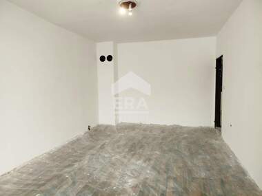 For sale - Apartment in Shirok centar,  Lovech
