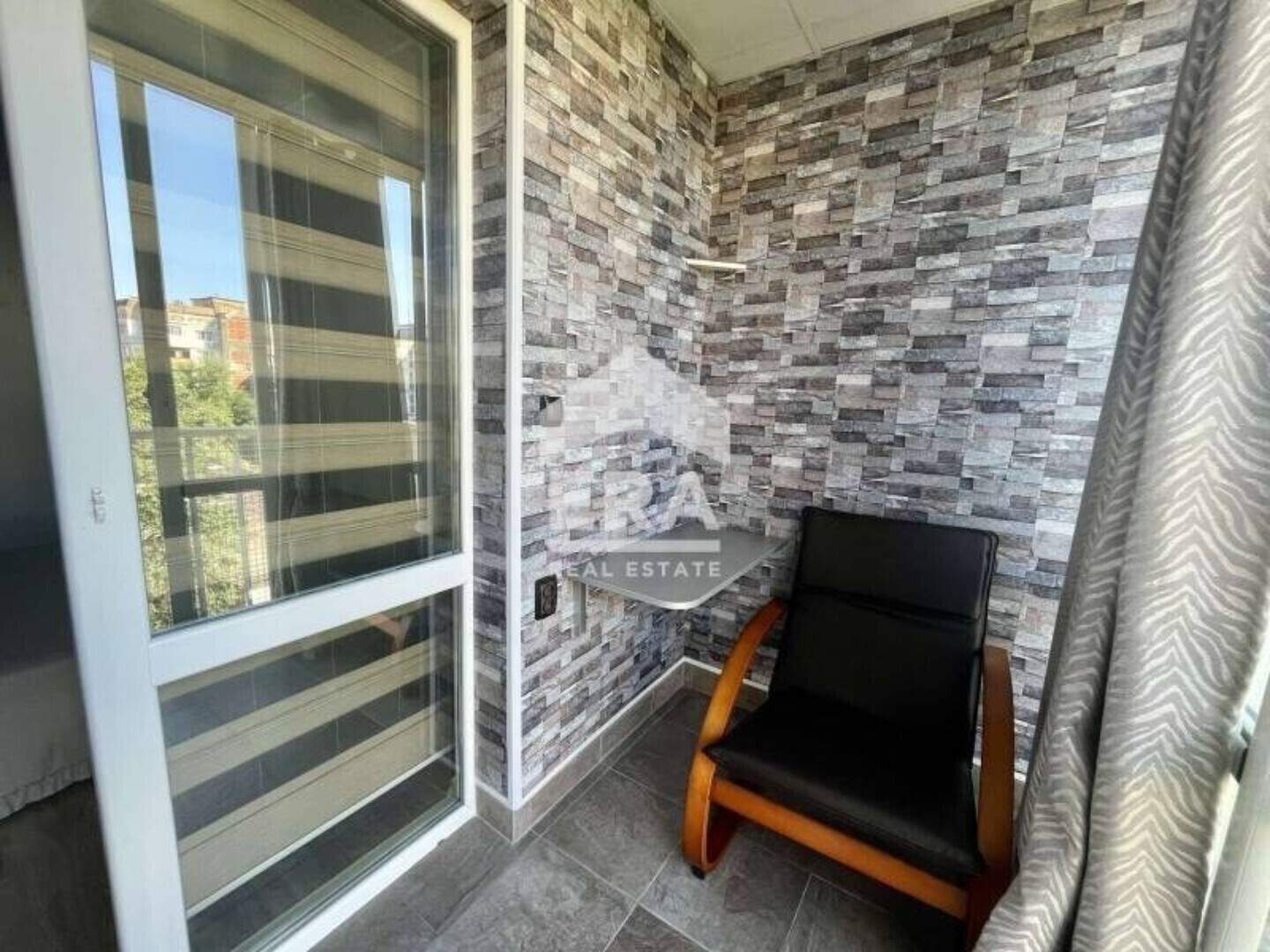 Τρίδωμο Διαμέρισμα σε Δρουζμπα 3, Ρουσε – φωτογραφία 8