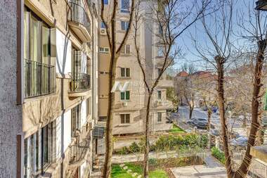 Продажба - Апартамент в Център,  София