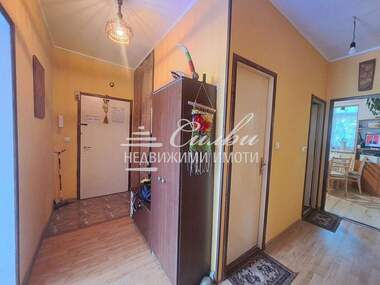 For sale - Apartment in Dobrudjanski,  Shumen