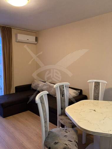 Închiriere - Apartament în Levski,  Varna