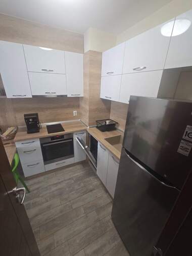 Miete - Wohnung in Slaweykow,  Burgas