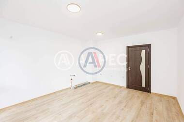 Продажба - Апартамент в Пчелина,  Варна