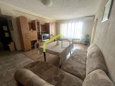 Închiriere - Apartament în Galata,  Varna