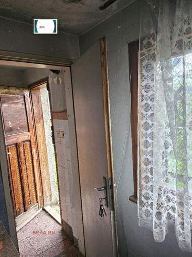 Продажа - Дом в Брезник,  Перник