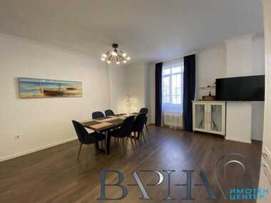Închiriere - Apartament în Wider Center,  Varna