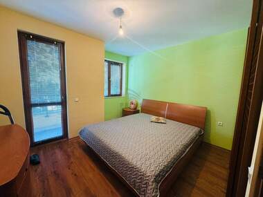 Verkauf - Wohnung in Wazrajdane,  Burgas