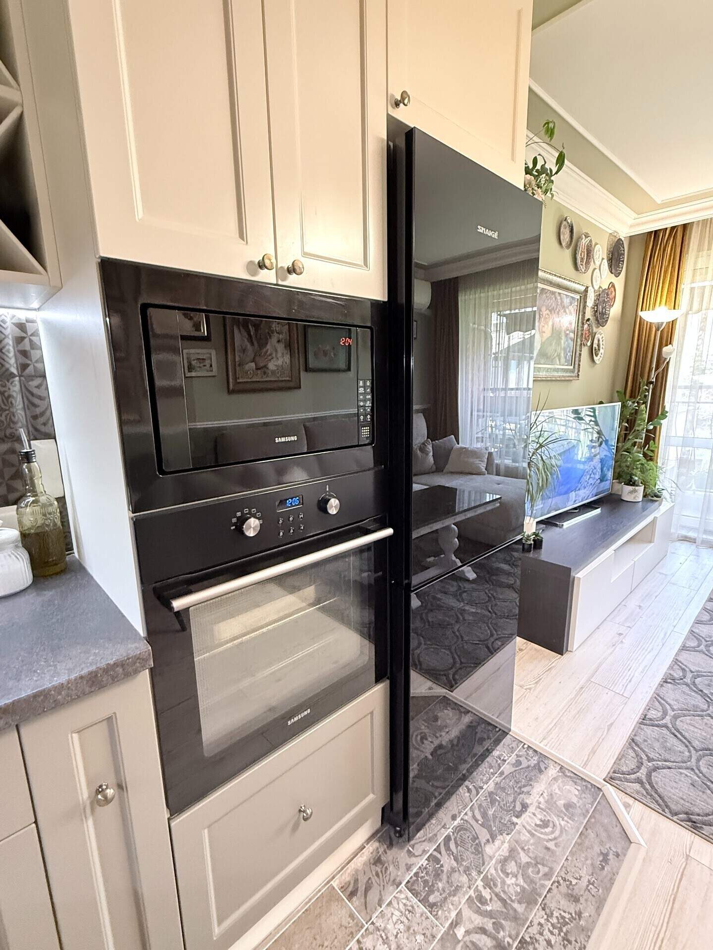 Продава Тристаен Апартамент 100 м² в Бриз, Варна 285,000 € - Дамян ...