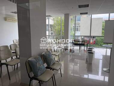 For sale - Office in Trakia,  Plovdiv