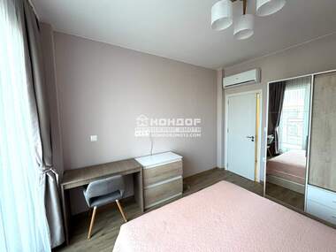 Închiriere - Apartament în Hristo Smirnenski,  Plovdiv