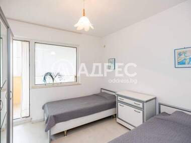 Продажба - Апартамент в Център,  Варна