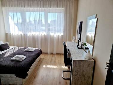 Închiriere - Apartament în Levski,  Varna