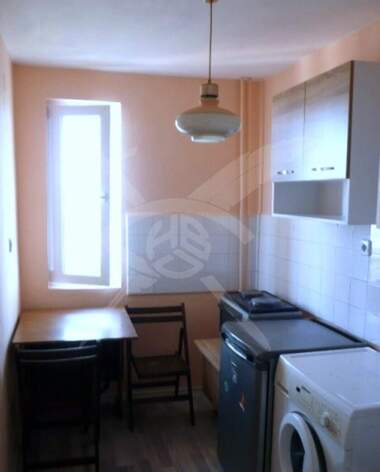 Închiriere - Apartament în Țveten kvartal,  Varna