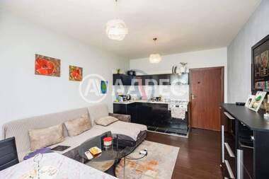 Vânzare - Apartament în Vinița,  Varna