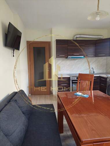 Kira - Apartman olarak Liatno kino Trakia,  Varna