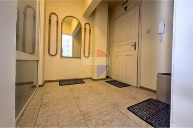 Vânzare - Apartament în Sportna zala,  Varna