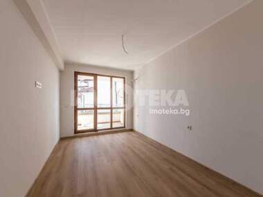 Продажба - Апартамент във Виница,  Варна