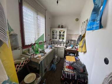 Продажба - Къща в Боян Българанов 1,  Шумен