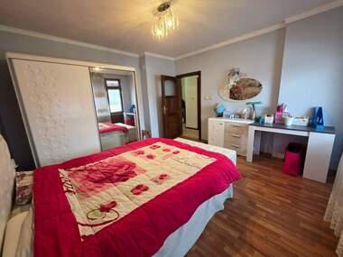 For sale - Apartment in Liuben Karavelov,  Haskovo