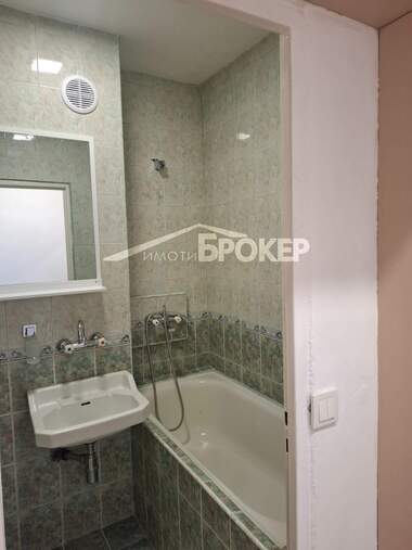 Kira - Apartman olarak Sini kamani,  Sliven