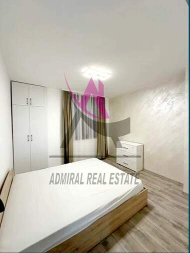 Închiriere - Apartament în Văzrajdane 1,  Varna