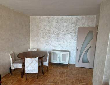 Închiriere - Apartament în Izgrev,  Burgas