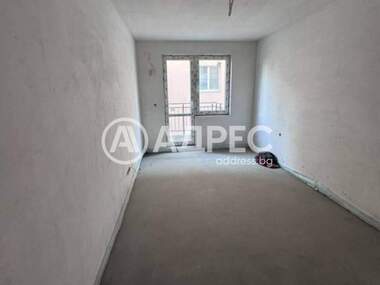 Vânzare - Apartament în Liulin-țentăr,  Sofia