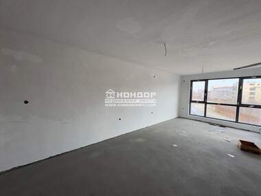 Продажба - Апартамент в Тракия,  Пловдив